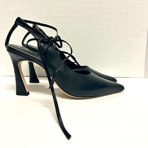 Deltan Julianna heels